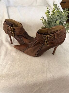 Carlos by Carlos Santana Brown Leather Pointed-Ankle Buckle Booties